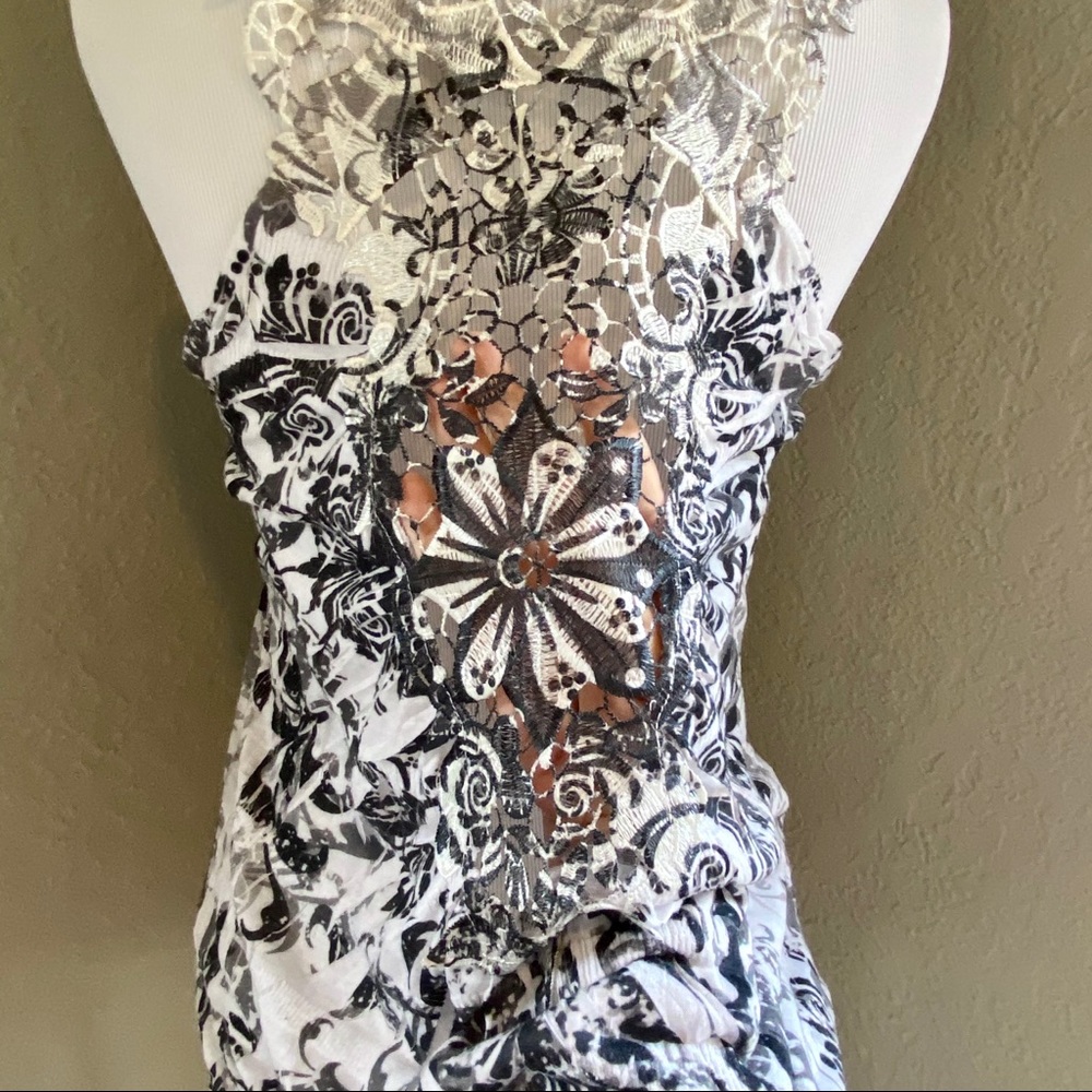 EUC Mind Code Embellished Lace Racerback Tank, M - Picture 8 of 13
